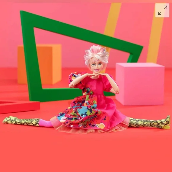 Weird Barbie – Barbie The Movie - Picture 4 of 7